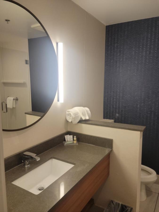 Fairfield Inn & Suites By Marriott Атенс Екстериор снимка