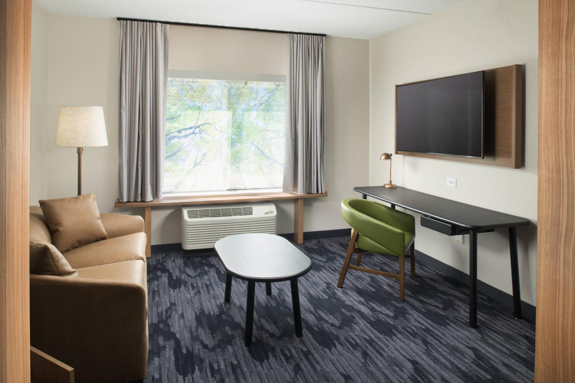 Fairfield Inn & Suites By Marriott Атенс Екстериор снимка