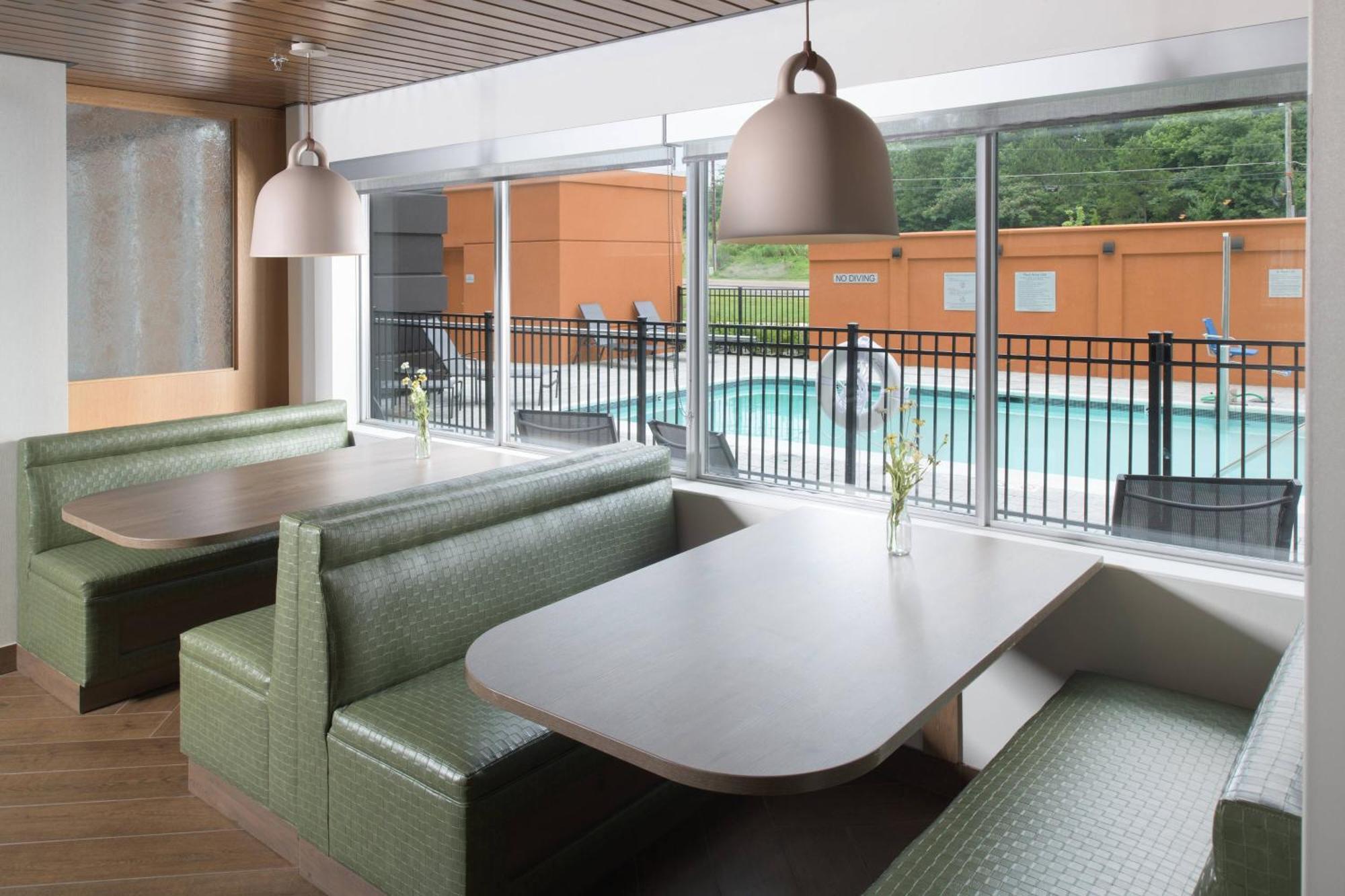 Fairfield Inn & Suites By Marriott Атенс Екстериор снимка