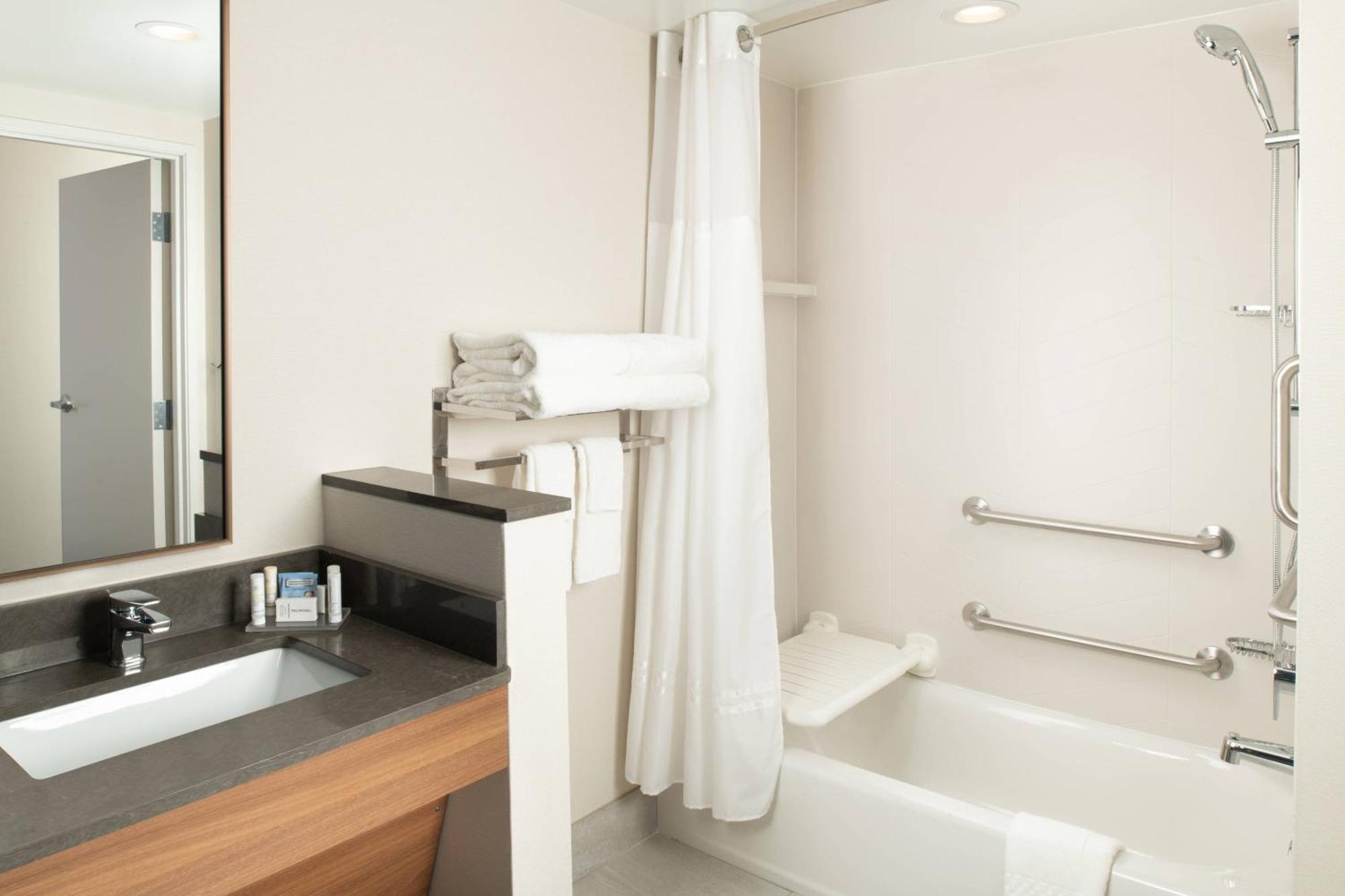 Fairfield Inn & Suites By Marriott Атенс Екстериор снимка