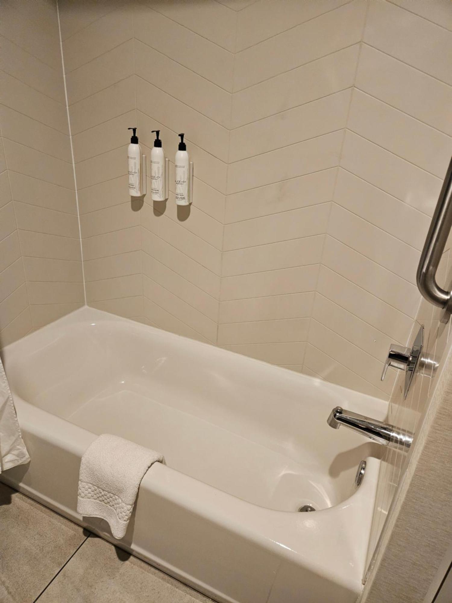 Fairfield Inn & Suites By Marriott Атенс Екстериор снимка