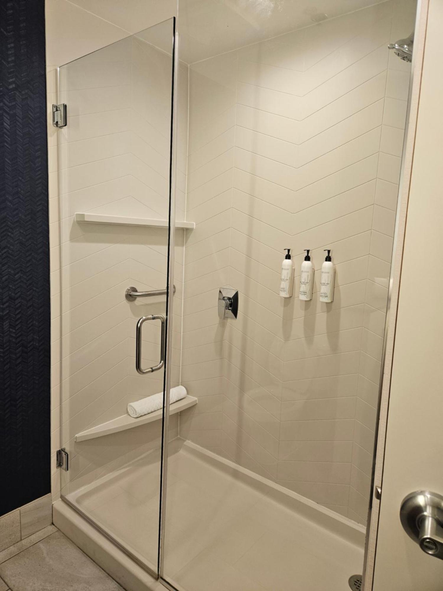 Fairfield Inn & Suites By Marriott Атенс Екстериор снимка