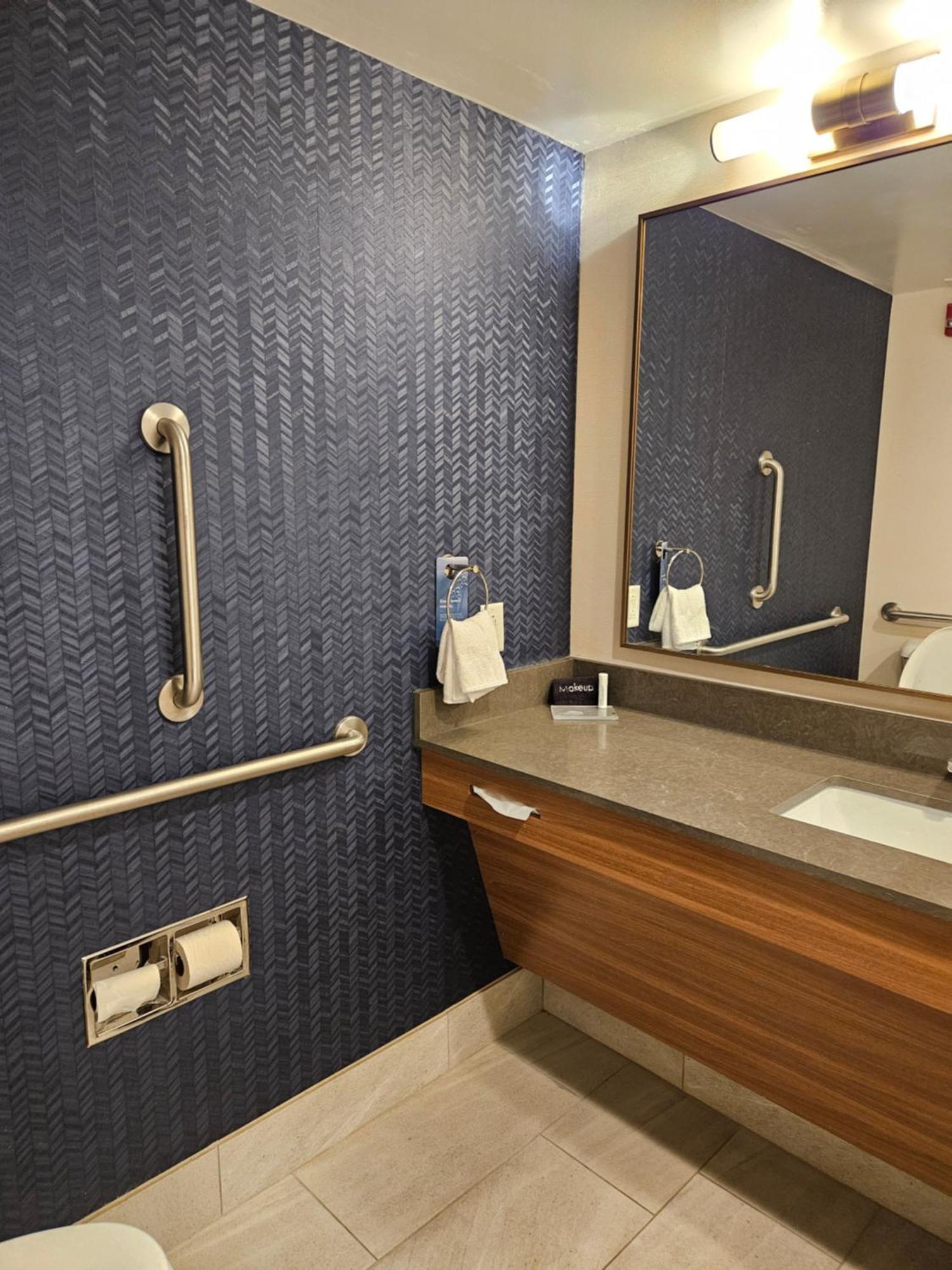 Fairfield Inn & Suites By Marriott Атенс Екстериор снимка